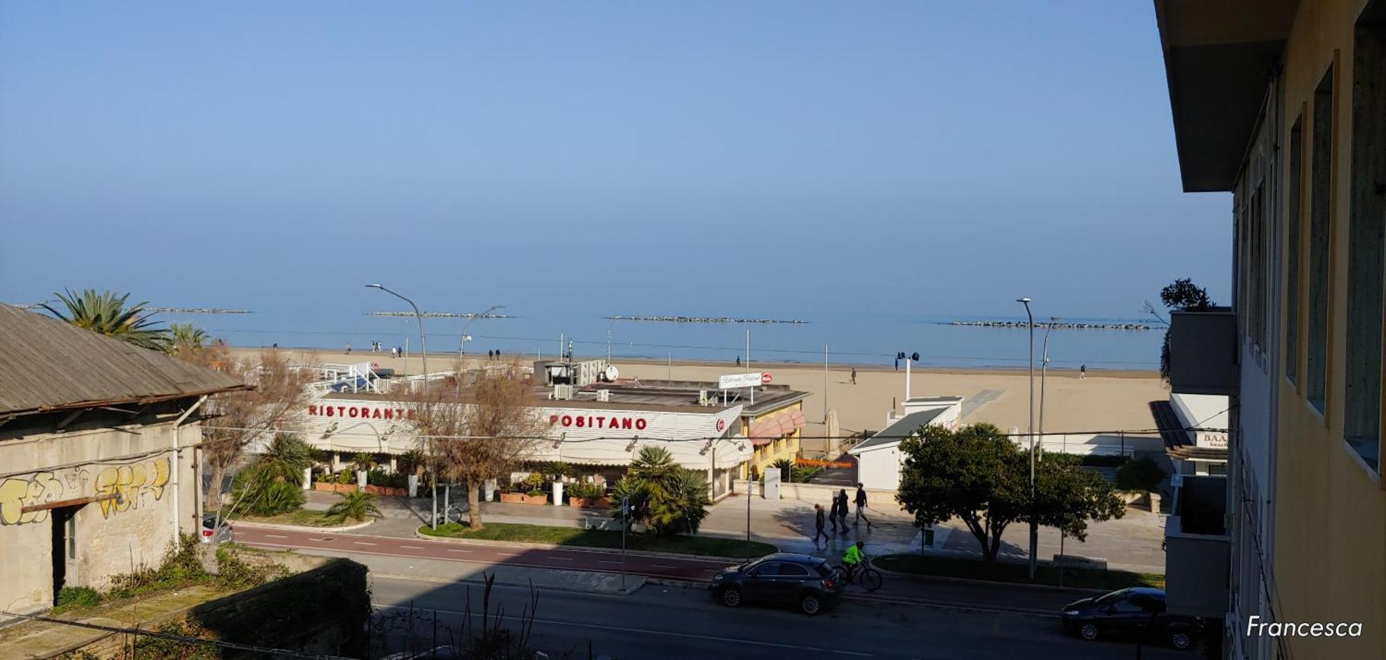 Casa Di Pipo - Appartamento Davanti Al Mare Pescara Extérieur photo