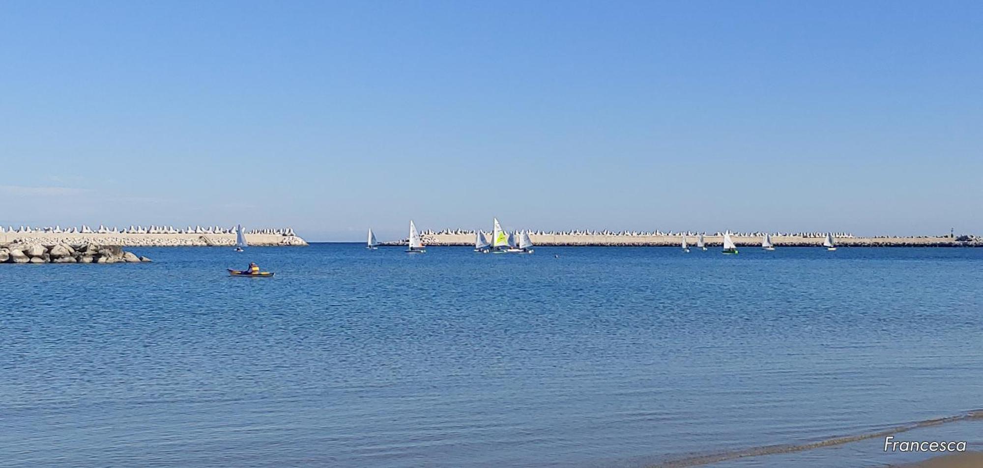 Casa Di Pipo - Appartamento Davanti Al Mare Pescara Extérieur photo